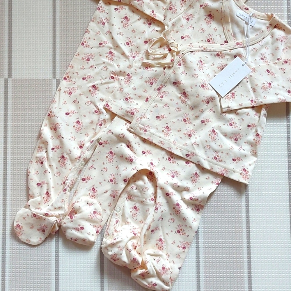 NWT Jamie Kay Forget Me Not Footed Set